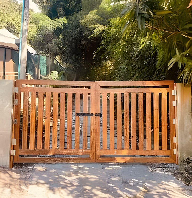 The Palms - Rustic Luxury in Providencia